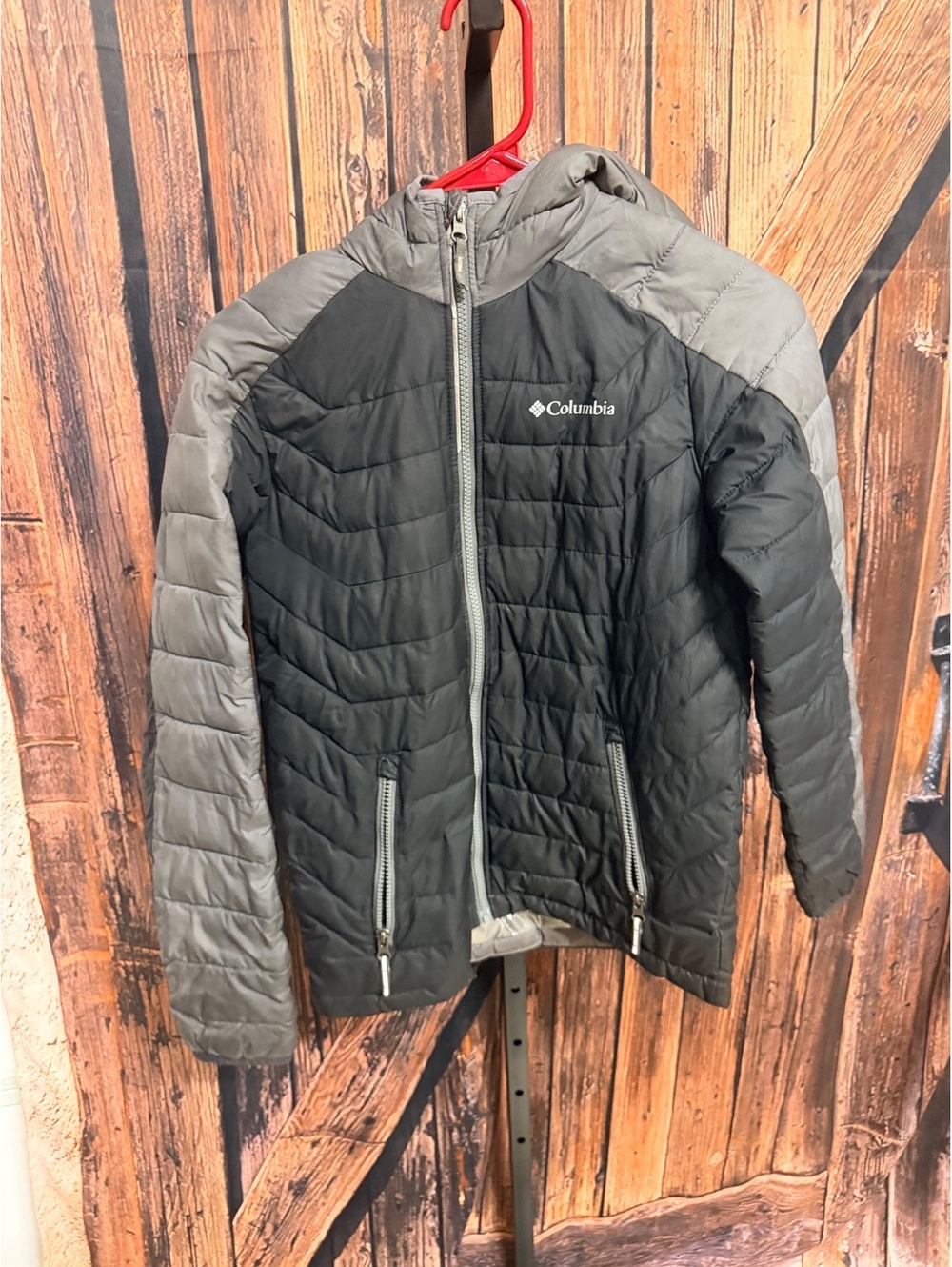 Columbia Black and Gray Hooded Puffer Jacket, Size Large